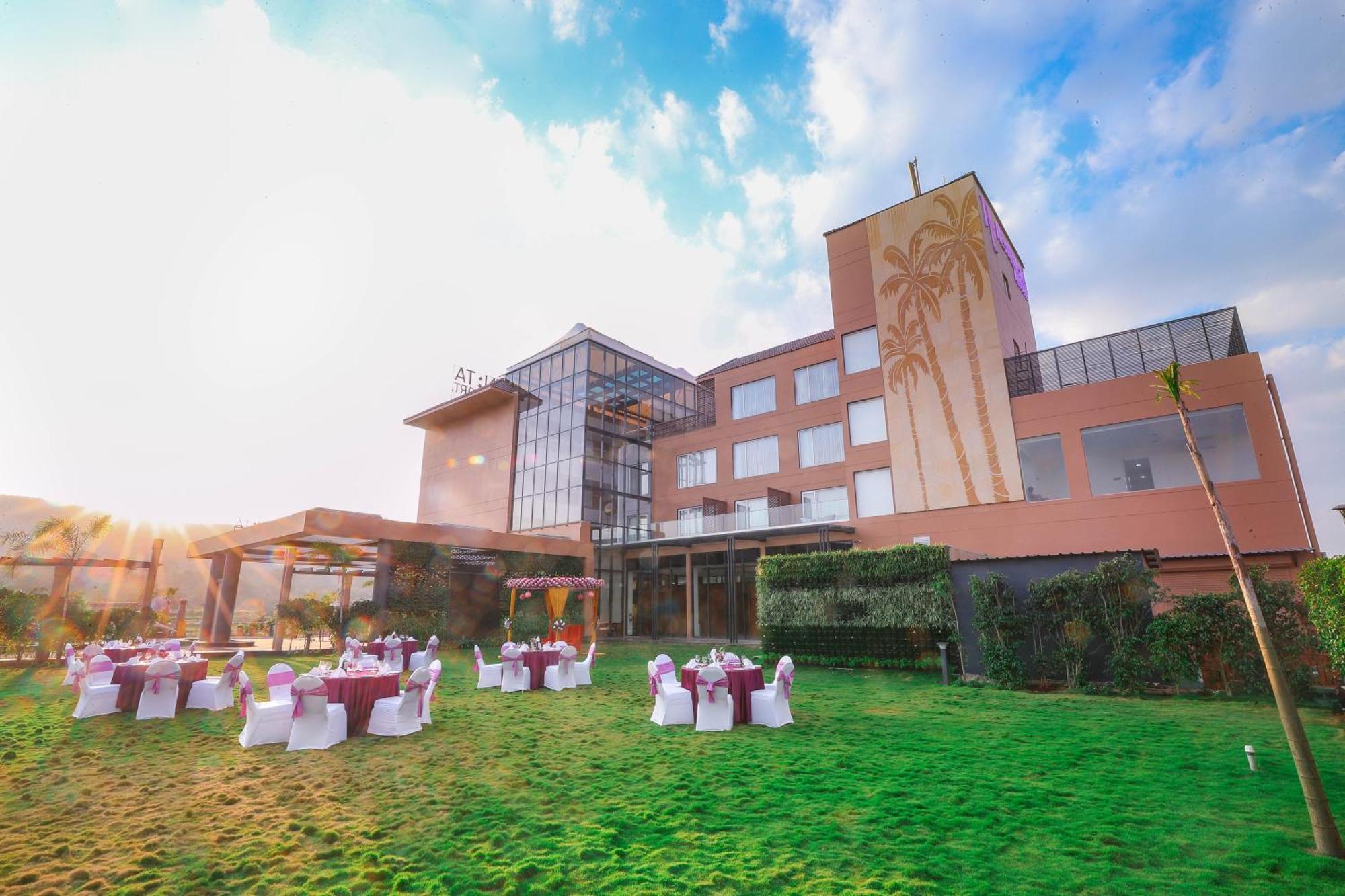 Regenta Resort Belagavi Bagian luar foto