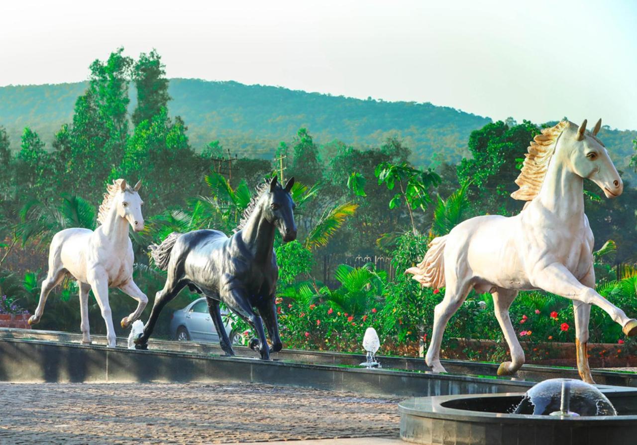 Regenta Resort Belagavi Bagian luar foto