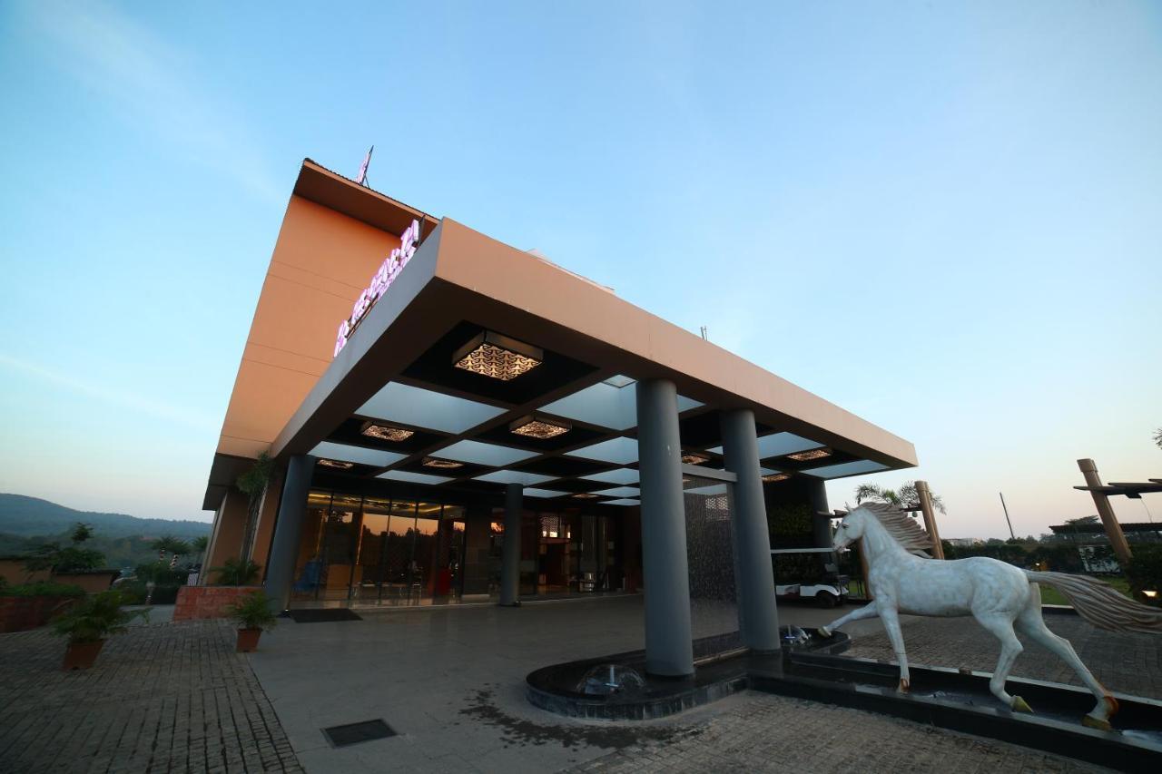 Regenta Resort Belagavi Bagian luar foto